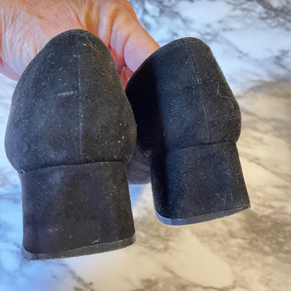 🎉😀CLEARANCE SALE!!😀🎉Stuart Weitzman Black Suede Leather Pumps - Picture 4 of 11